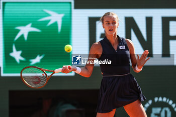 2023-06-05 - Karolina Anna Schmiedlova of Slovakia during the French Open 2023, Roland-Garros 2023, Grand Slam tennis tournament, on June 7, 2023 at Stade Roland-Garros in Paris, France - TENNIS - ROLAND GARROS 2023 - WEEK 2 - INTERNATIONALS - TENNIS