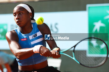 2023-06-05 - Coco Gauff of United States during the French Open 2023, Roland-Garros 2023, Grand Slam tennis tournament, on June 7, 2023 at Stade Roland-Garros in Paris, France - TENNIS - ROLAND GARROS 2023 - WEEK 2 - INTERNATIONALS - TENNIS