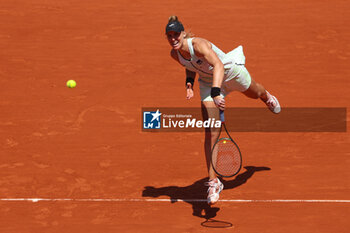 2023-06-05 - Beatriz Haddad Maia of Brazil during the French Open 2023, Roland-Garros 2023, Grand Slam tennis tournament, on June 7, 2023 at Stade Roland-Garros in Paris, France - TENNIS - ROLAND GARROS 2023 - WEEK 2 - INTERNATIONALS - TENNIS