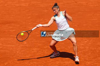 2023-06-05 - Sara Sorribes Tormo of Spain during the French Open 2023, Roland-Garros 2023, Grand Slam tennis tournament, on June 7, 2023 at Stade Roland-Garros in Paris, France - TENNIS - ROLAND GARROS 2023 - WEEK 2 - INTERNATIONALS - TENNIS