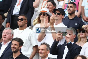 2023-06-11 - Kylian Mbappe and Zlatan Ibrahimovic attend the Men's Singles Final at the French Open, Roland Garros 2023, Grand Slam tennis tournament, on June 11, 2023 at Stade Roland-Garros in Paris, France - TENNIS - ROLAND GARROS 2023 - WEEK 2 - INTERNATIONALS - TENNIS