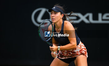 2023-06-27 - Jessica Pegula of the United States in action during the first round of the 2023 Rothesay International, WTA 500 tennis tournament on June 27, 2023 at Devonshire Park in Eastbourne, England - TENNIS - WTA - ROTHESAY INTERNATIONAL 2023 - INTERNATIONALS - TENNIS