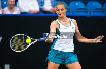 2023-06-28 - Karolina Pliskova of the Czech Republic in action during the second round of the 2023 Rothesay International, WTA 500 tennis tournament on June 28, 2023 at Devonshire Park in Eastbourne, England - TENNIS - WTA - ROTHESAY INTERNATIONAL 2023 - INTERNATIONALS - TENNIS