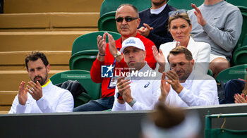 2023-07-03 - Team Belinda Bencic of Switzerland during the 2023 Wimbledon Championships on July 3, 2023 at All England Lawn Tennis & Croquet Club in Wimbledon, England - TENNIS - WIMBLEDON 2023 - INTERNATIONALS - TENNIS