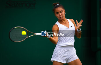 2023-07-03 - Yue Yuan of China during the 2023 Wimbledon Championships on July 3, 2023 at All England Lawn Tennis & Croquet Club in Wimbledon, England - TENNIS - WIMBLEDON 2023 - INTERNATIONALS - TENNIS