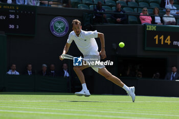 2023-07-05 - Daniil Medvedev during the 2023 Wimbledon Championships on July 3, 2023 at All England Lawn Tennis & Croquet Club in Wimbledon, England - TENNIS - WIMBLEDON 2023 - INTERNATIONALS - TENNIS