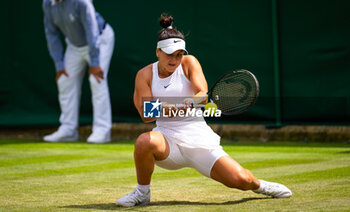 2023-07-06 - Bianca Andreescu of Canada in action during the first round of the 2023 Wimbledon Championships on July 6, 2023 at All England Lawn Tennis & Croquet Club in Wimbledon, England - TENNIS - WIMBLEDON 2023 - INTERNATIONALS - TENNIS