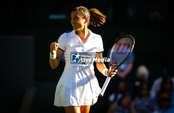 2023-07-07 - Petra Martic of Croatia in action during the third round of the 2023 Wimbledon Championships on July 7, 2023 at All England Lawn Tennis & Croquet Club in Wimbledon, England - TENNIS - WIMBLEDON 2023 - INTERNATIONALS - TENNIS