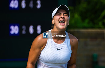 2023-07-07 - Bianca Andreescu of Canada in action during the second round of the 2023 Wimbledon Championships on July 7, 2023 at All England Lawn Tennis & Croquet Club in Wimbledon, England - TENNIS - WIMBLEDON 2023 - INTERNATIONALS - TENNIS