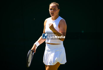 2023-07-07 - Jule Niemeier of Germany in action during the second round of the 2023 Wimbledon Championships on July 7, 2023 at All England Lawn Tennis & Croquet Club in Wimbledon, England - TENNIS - WIMBLEDON 2023 - INTERNATIONALS - TENNIS