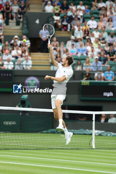 2023-07-08 - Daniil Medvedev during the 2023 Wimbledon Championships on July 8, 2023 at All England Lawn Tennis & Croquet Club in Wimbledon, England - TENNIS - WIMBLEDON 2023 - INTERNATIONALS - TENNIS