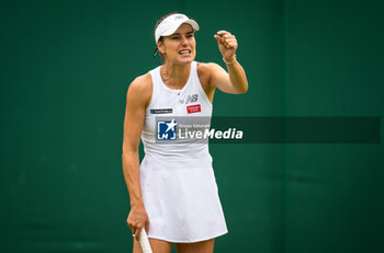 2023-07-08 - Sorana Cirstea of Romania in action during the third round of the 2023 Wimbledon Championships on July 8, 2023 at All England Lawn Tennis & Croquet Club in Wimbledon, England - TENNIS - WIMBLEDON 2023 - INTERNATIONALS - TENNIS