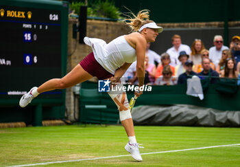 2023-07-08 - Dalma Galfi of Hungary in action during the third round of the 2023 Wimbledon Championships on July 8, 2023 at All England Lawn Tennis & Croquet Club in Wimbledon, England - TENNIS - WIMBLEDON 2023 - INTERNATIONALS - TENNIS