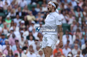 2023-07-09 - Alexander Bublik during the 2023 Wimbledon Championships on July 9, 2023 at All England Lawn Tennis & Croquet Club in Wimbledon, England - TENNIS - WIMBLEDON 2023 - INTERNATIONALS - TENNIS