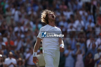 2023-07-09 - Andrey Rublev (Rus) during the 2023 Wimbledon Championships on July 9, 2023 at All England Lawn Tennis & Croquet Club in Wimbledon, England - TENNIS - WIMBLEDON 2023 - INTERNATIONALS - TENNIS