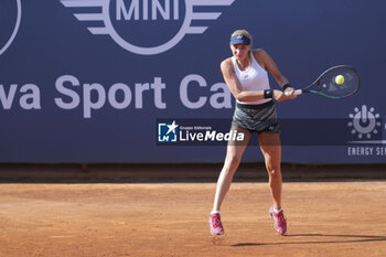 2023-07-20 - Dayana Yastremska with the backhand at the Palermo Open Ladies WTA 250 - WTA 250 PALERMO LADIES OPEN - INTERNATIONALS - TENNIS