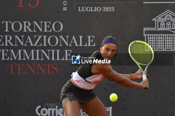 2023-07-14 - Jennifer Ruggeri (ITA) during the quarter-finals match of ITF W60 Women's Tennis ATV Open on July 14, 2023 at Circolo Antico Tiro a Volo in Rome, Italy - ITF W60 ROME – ATV TENNIS OPEN - INTERNATIONALS - TENNIS