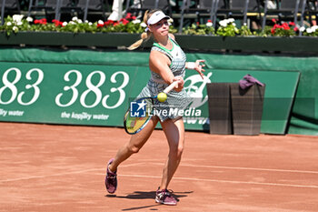 2023-07-18 - Fanny Stollar (HUN) during the second day main draw match of WTA250 Hungarian Gran Prix Tennis on July 18th, 2023 at Romai Teniszakademia , Budapest, Hungary - WTA 250 - HUNGARIAN GRAND PRIXHUNA - INTERNATIONALS - TENNIS