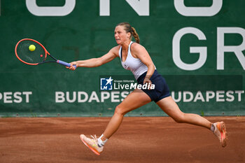 2023-07-20 - Anna Siskova (CZE) during the third day main draw match of WTA250 Hungarian Gran Prix Tennis on July 19th, 2023 at Romai Teniszakademia , Budapest, Hungary - WTA 250 - HUNGARIAN GRAND PRIX - INTERNATIONALS - TENNIS