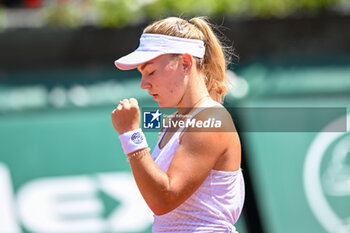 2023-07-20 - Marija Timofeeva (RUS) shows her happiness after win the fourth day main draw match of WTA250 Hungarian Gran Prix Tennis on July 20th, 2023 at Romai Teniszakademia , Budapest, Hungary - WTA 250 - HUNGARIAN GRAND PRIX - INTERNATIONALS - TENNIS