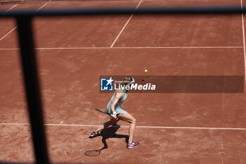 2023-07-22 - Fanny Stollar (HUN) during the quarterfinal match of WTA250 Hungarian Gran Prix Tennis on July 22nd, 2023 at Romai Teniszakademia, Budapest, Hungary - WTA 250 - HUNGARIAN GRAND PRIX - INTERNATIONALS - TENNIS