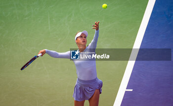 2023-08-09 - Yulia Putintseva of Kazakhstan in action against Jessica Pegula of the United States during the second round of the 2023 Omnium Banque Nationale, WTA 1000 tennis tournament on August 9, 2023 in Montreal, Canada - TENNIS - WTA - OMNIUM BANQUE NATIONALE 2023 - INTERNATIONALS - TENNIS