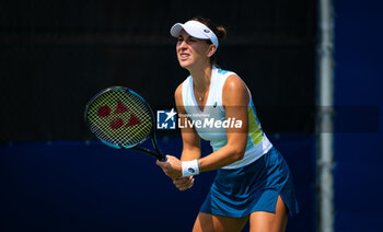 2023-08-09 - Belinda Bencic of Switzerland in action against Alycia Parks of the United States during the second round of the 2023 Omnium Banque Nationale, WTA 1000 tennis tournament on August 9, 2023 in Montreal, Canada - TENNIS - WTA - OMNIUM BANQUE NATIONALE 2023 - INTERNATIONALS - TENNIS