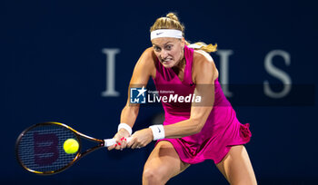 2023-08-09 - Petra Kvitova of the Czech Republic in action against Camila Giorgi of Italy during the second round of the 2023 Omnium Banque Nationale, WTA 1000 tennis tournament on August 9, 2023 in Montreal, Canada - TENNIS - WTA - OMNIUM BANQUE NATIONALE 2023 - INTERNATIONALS - TENNIS