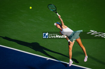 2023-08-09 - Marketa Vondrousova of the Czech Republic in action against Caroline Wozniacki of Denmark during the second round of the 2023 Omnium Banque Nationale, WTA 1000 tennis tournament on August 9, 2023 in Montreal, Canada - TENNIS - WTA - OMNIUM BANQUE NATIONALE 2023 - INTERNATIONALS - TENNIS
