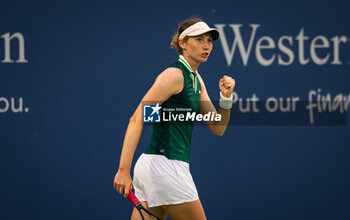 2023-08-15 - Cristina Bucsa of Spain in action during the first round of the 2023 Western & Southern Open, WTA 1000 tennis tournament on August 15, 2023 in Cincinnati, United States - TENNIS - WTA - WESTERN & SOUTHERN OPEN 2023 - INTERNATIONALS - TENNIS