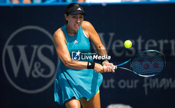 2023-08-16 - Jessica Pegula of the United States in action during the second round of the 2023 Western & Southern Open, WTA 1000 tennis tournament on August 16, 2023 in Cincinnati, United States - TENNIS - WTA - WESTERN & SOUTHERN OPEN 2023 - INTERNATIONALS - TENNIS