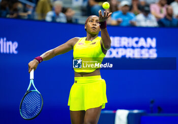 2023-08-28 - Coco Gauff of the United States in action during the first round of the 2023 US Open Tennis Championships, Grand Slam tennis tournament on August 28, 2023 at USTA National Tennis Center in New York, United States - TENNIS - US OPEN 2023 - INTERNATIONALS - TENNIS