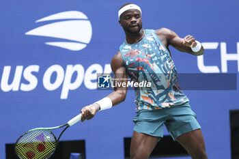 2023-08-28 - Frances Tiafoe of USA in action during day 1 of the 2023 US Open Tennis Championships, Grand Slam tennis tournament on August 28, 2023 at USTA Billie Jean King National Tennis Center in New York, United States - TENNIS - US OPEN 2023 - INTERNATIONALS - TENNIS