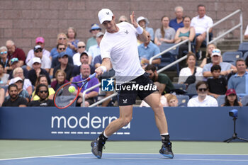 2023-08-29 - Andy Murray of Great Britain during day 2 of the 2023 US Open Tennis Championships, Grand Slam tennis tournament on August 29, 2023 at USTA Billie Jean King National Tennis Center in New York, United States - TENNIS - US OPEN 2023 - INTERNATIONALS - TENNIS