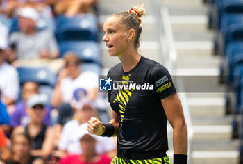 2023-08-29 - Arantxa Rus of the Netherlands in action during the first round of the 2023 US Open Tennis Championships, Grand Slam tennis tournament on August 29, 2023 at USTA National Tennis Center in New York, United States - TENNIS - US OPEN 2023 - INTERNATIONALS - TENNIS