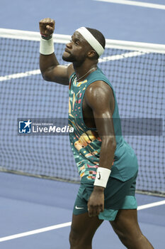 2023-08-30 - Frances Tiafoe of USA celebrates his victory during day 3 of the 2023 US Open Tennis Championships, Grand Slam tennis tournament on August 30, 2023 at USTA Billie Jean King National Tennis Center in New York, United States - TENNIS - US OPEN 2023 - INTERNATIONALS - TENNIS
