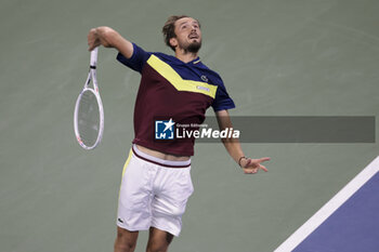 2023-08-31 - Daniil Medvedev of Russia during day 4 of the 2023 US Open Tennis Championships, Grand Slam tennis tournament on August 31, 2023 at USTA Billie Jean King National Tennis Center in New York, United States - TENNIS - US OPEN 2023 - INTERNATIONALS - TENNIS