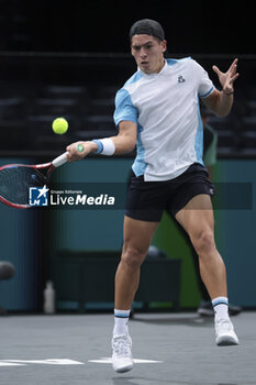 2023-10-30 - Sebastian Baez of Argentina during day 1 of the Rolex Paris Masters 2023, ATP Masters 1000 tennis tournament on October 30, 2023 at Accor Arena in Paris, France - TENNIS - ATP - ROLEX PARIS MASTERS 2023 - INTERNATIONALS - TENNIS