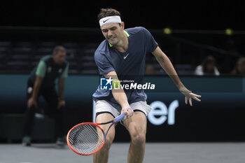 2023-10-30 - Taylor Fritz of USA during day 1 of the Rolex Paris Masters 2023, ATP Masters 1000 tennis tournament on October 30, 2023 at Accor Arena in Paris, France - TENNIS - ATP - ROLEX PARIS MASTERS 2023 - INTERNATIONALS - TENNIS