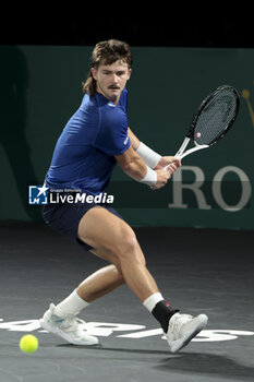 2023-10-31 - J.J. Wolf of USA during day 2 of the Rolex Paris Masters 2023, ATP Masters 1000 tennis tournament on October 31, 2023 at Accor Arena in Paris, France - TENNIS - ATP - ROLEX PARIS MASTERS 2023 - INTERNATIONALS - TENNIS