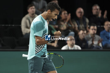 2023-10-31 - Felix Auger-Alassime of Canada during day 2 of the Rolex Paris Masters 2023, ATP Masters 1000 tennis tournament on October 31, 2023 at Accor Arena in Paris, France - TENNIS - ATP - ROLEX PARIS MASTERS 2023 - INTERNATIONALS - TENNIS