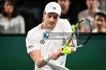 2023-11-01 - Botic VAN DE ZANDSCHULP of Netherlands during the third day of the Rolex Paris Masters 2023, ATP Masters 1000 tennis tournament on November 01, 2023 at Accor Arena in Paris, France - TENNIS - ATP - ROLEX PARIS MASTERS 2023 - INTERNATIONALS - TENNIS