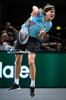 2023-11-01 - Alexander ZVEREV of Germany during the third day of the Rolex Paris Masters 2023, ATP Masters 1000 tennis tournament on November 01, 2023 at Accor Arena in Paris, France - TENNIS - ATP - ROLEX PARIS MASTERS 2023 - INTERNATIONALS - TENNIS