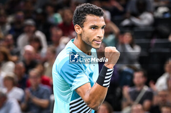 2023-11-01 - Felix AUGER-ALIASSIME of Canada celebrates his point during the third day of the Rolex Paris Masters 2023, ATP Masters 1000 tennis tournament on November 01, 2023 at Accor Arena in Paris, France - TENNIS - ATP - ROLEX PARIS MASTERS 2023 - INTERNATIONALS - TENNIS