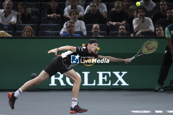 2023-11-01 - Ugo Humbert of France during day 3 of the Rolex Paris Masters 2023, ATP Masters 1000 tennis tournament on November 1, 2023 at Accor Arena in Paris, France - TENNIS - ATP - ROLEX PARIS MASTERS 2023 - INTERNATIONALS - TENNIS