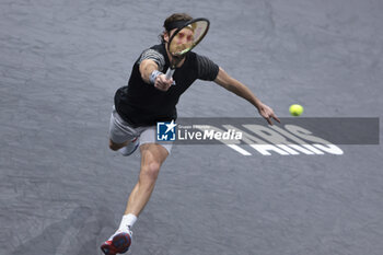 2023-11-02 - Stefanos Tsitsipas of Greece during day 4 of the Rolex Paris Masters 2023, ATP Masters 1000 tennis tournament on November 2, 2023 at Accor Arena in Paris, France - TENNIS - ATP - ROLEX PARIS MASTERS 2023 - INTERNATIONALS - TENNIS