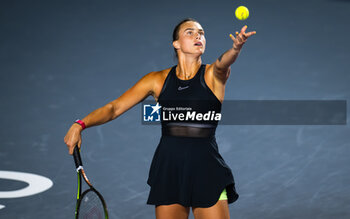 2023-10-29 - Aryna Sabalenka of Belarus in action during the first round robin match of the 2023 WTA Finals Cancun, WTA tennis tournament on October 29, 2023 in Cancun, Mexico - TENNIS - WTA FINALS CANCUN 2023 - INTERNATIONALS - TENNIS