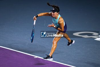 2023-10-29 - Jessica Pegula of the United States in action during the first round robin match of the 2023 WTA Finals Cancun, WTA tennis tournament on October 29, 2023 in Cancun, Mexico - TENNIS - WTA FINALS CANCUN 2023 - INTERNATIONALS - TENNIS