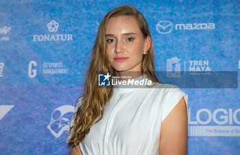 2023-10-27 - Elena Rybakina of Kazakhstan on the purple carpet at the draw gala ahead of the 2023 WTA Finals Cancun, WTA tennis tournament on October 27, 2023 in Cancun, Mexico - TENNIS - WTA FINALS CANCUN 2023 - INTERNATIONALS - TENNIS