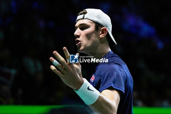 2023-11-23 - Jack Draper of Great Britain in match 1 during the Davis Cup Finals 2023, Quarter-finals tennis match between Serbia and Great Britain on November 23, 2023 at Martin Carpena Pavilion in Malaga, Spain - TENNIS - DAVIS CUP FINALS 2023 - 1/4 - SERBIA V GREAT BRITAIN - INTERNATIONALS - TENNIS